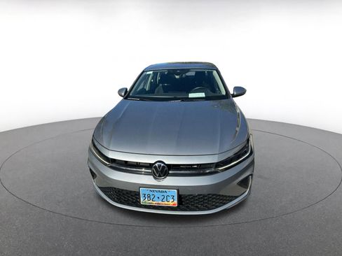 Used 2025 Volkswagen Jetta S image 3