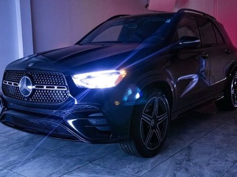 Used 2025 Mercedes-Benz GLE 350 4MATIC image 35