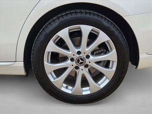 Used 2019 Mercedes-Benz E 300 image 26