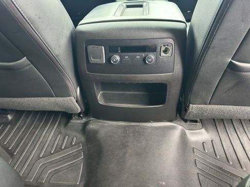 Used 2019 Chevrolet Tahoe LT image 30