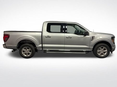 Used 2024 Ford F150 XLT w/ Mobile Office Package RWD image 6