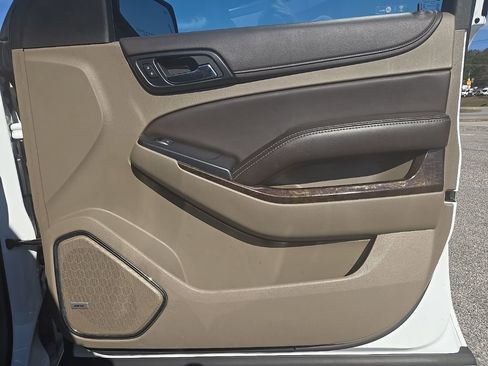 Used 2016 Chevrolet Tahoe LT w/ Luxury Package image 23