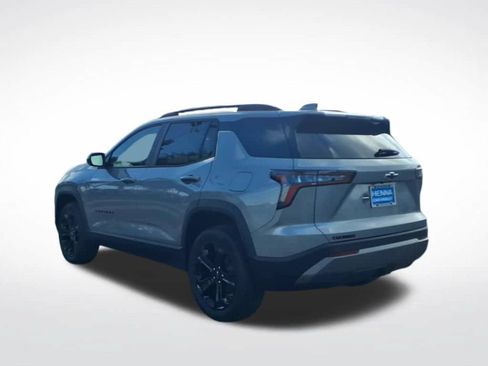 New 2027 Chevrolet Equinox LT w/ Convenience Package II FWD image 5