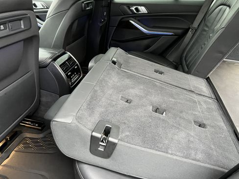 Used 2019 BMW X5 xDrive40i w/ Premium Package image 18