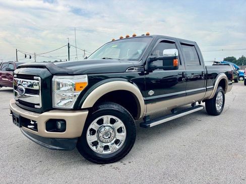 Used 2012 Ford F250 King Ranch w/ King Ranch w/Chrome Pkg AWD/4WD image 2