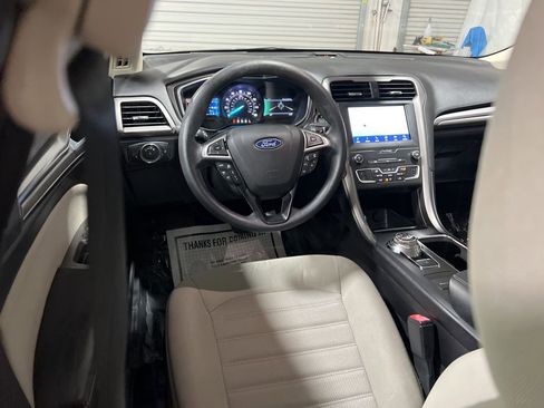 Used 2020 Ford Fusion S image 17