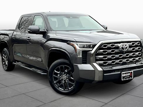 Used 2023 Toyota Tundra Platinum AWD/4WD image 3