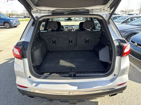 Used 2019 Chevrolet Equinox LT FWD image 25