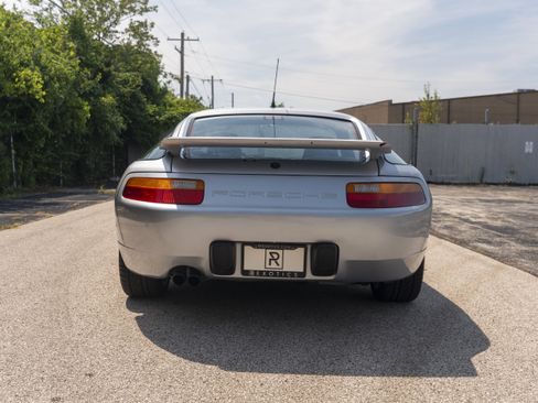 Used 1991 Porsche 928 S4 RWD image 9