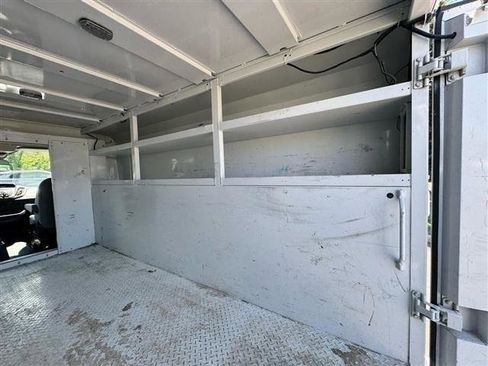 Used 2019 Ford Transit 350 138 w/ Interior Upgrade Package RWD image 8