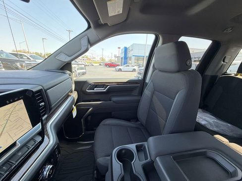 New 2026 GMC Sierra 1500 Elevation w/ Elevation Select Package AWD/4WD image 30