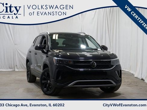 Certified 2023 Volkswagen Taos SE w/ Black Wheel Package image 1