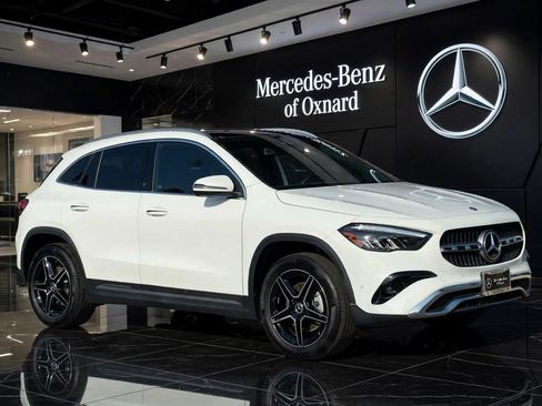 Certified 2026 Mercedes-Benz GLA 250 4MATIC image 1