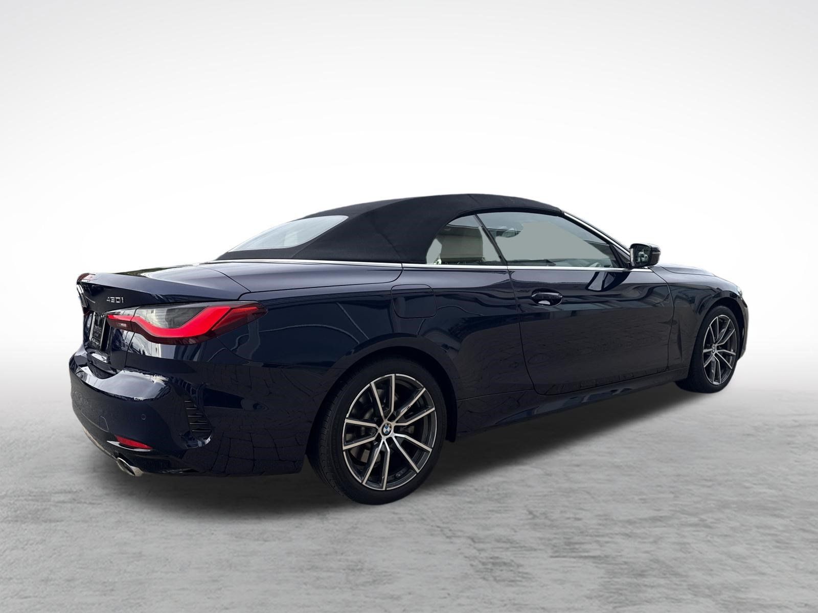Used 2024 BMW 430i xDrive Convertible w/ Premium Package AWD/4WD image 11