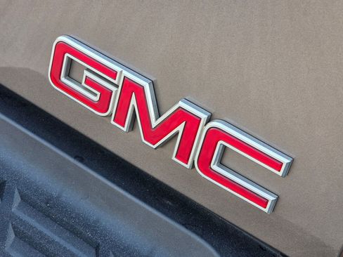 Used 2013 GMC Sierra 2500 SLE w/ SLE Preferred Package image 11