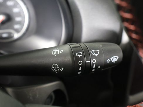 Used 2023 Jeep Renegade Trailhawk w/ Trailer Tow Group image 39