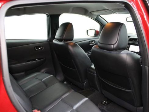 Used 2018 Nissan Leaf SL w/ SL Technology Package image 26