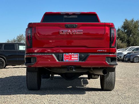 Used 2024 GMC Sierra 2500 AT4 w/ AT4 Premium Plus Package AWD/4WD image 8