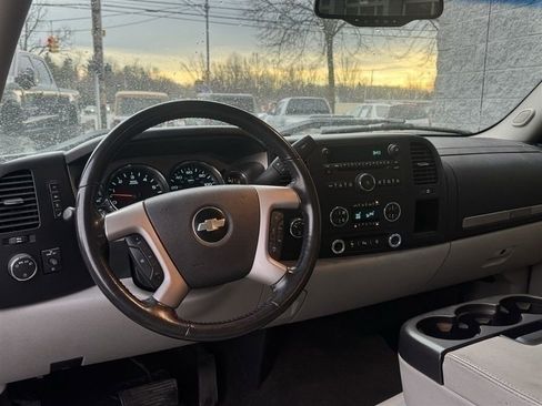 Used 2009 Chevrolet Silverado 1500 LT w/ Power Pack Plus image 12