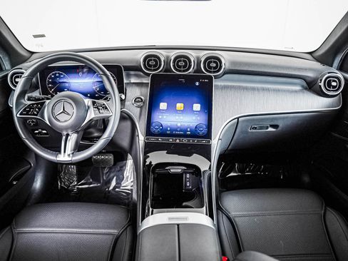 Certified 2026 Mercedes-Benz GLC 300 image 9