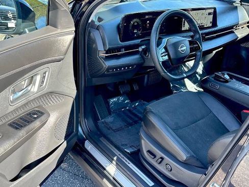 Certified 2024 Nissan Ariya AWD image 18