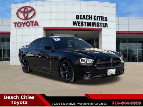 Used 2011 Dodge Charger R/T image 1