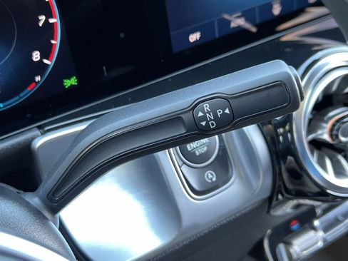 Certified 2022 Mercedes-Benz GLB 250 GLB 250 image 20