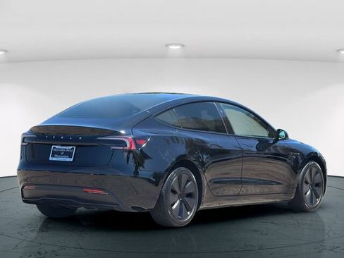 Used 2024 Tesla Model 3 Standard Range RWD image 7