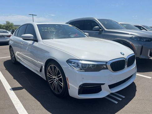 Used 2019 BMW 540i w/ M Sport Package RWD image 3