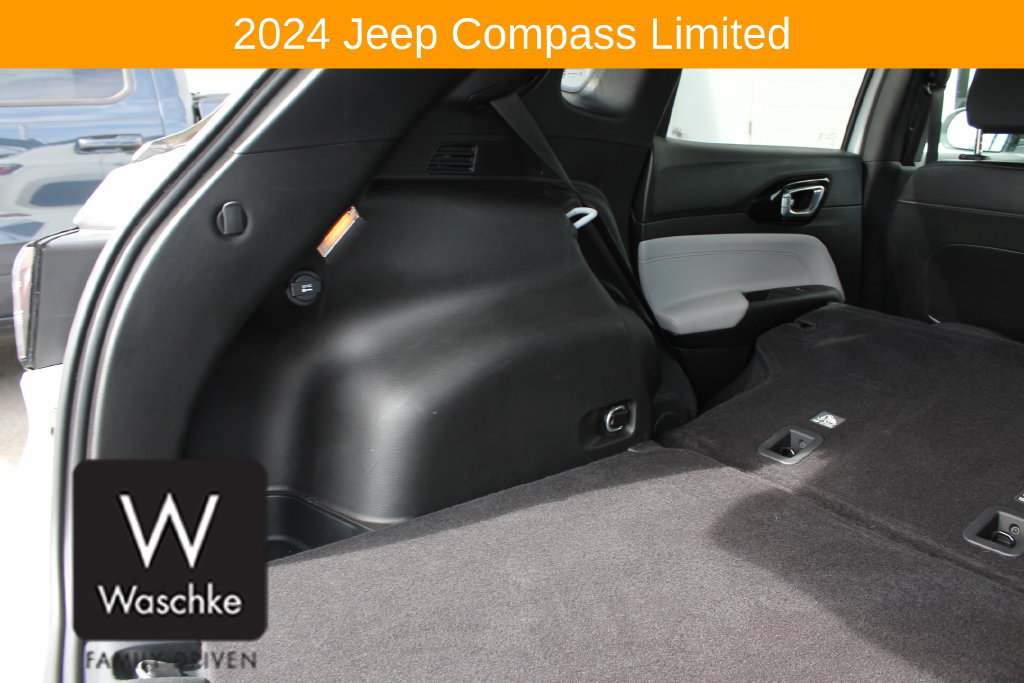 Used 2024 Jeep Compass Limited AWD/4WD image 21