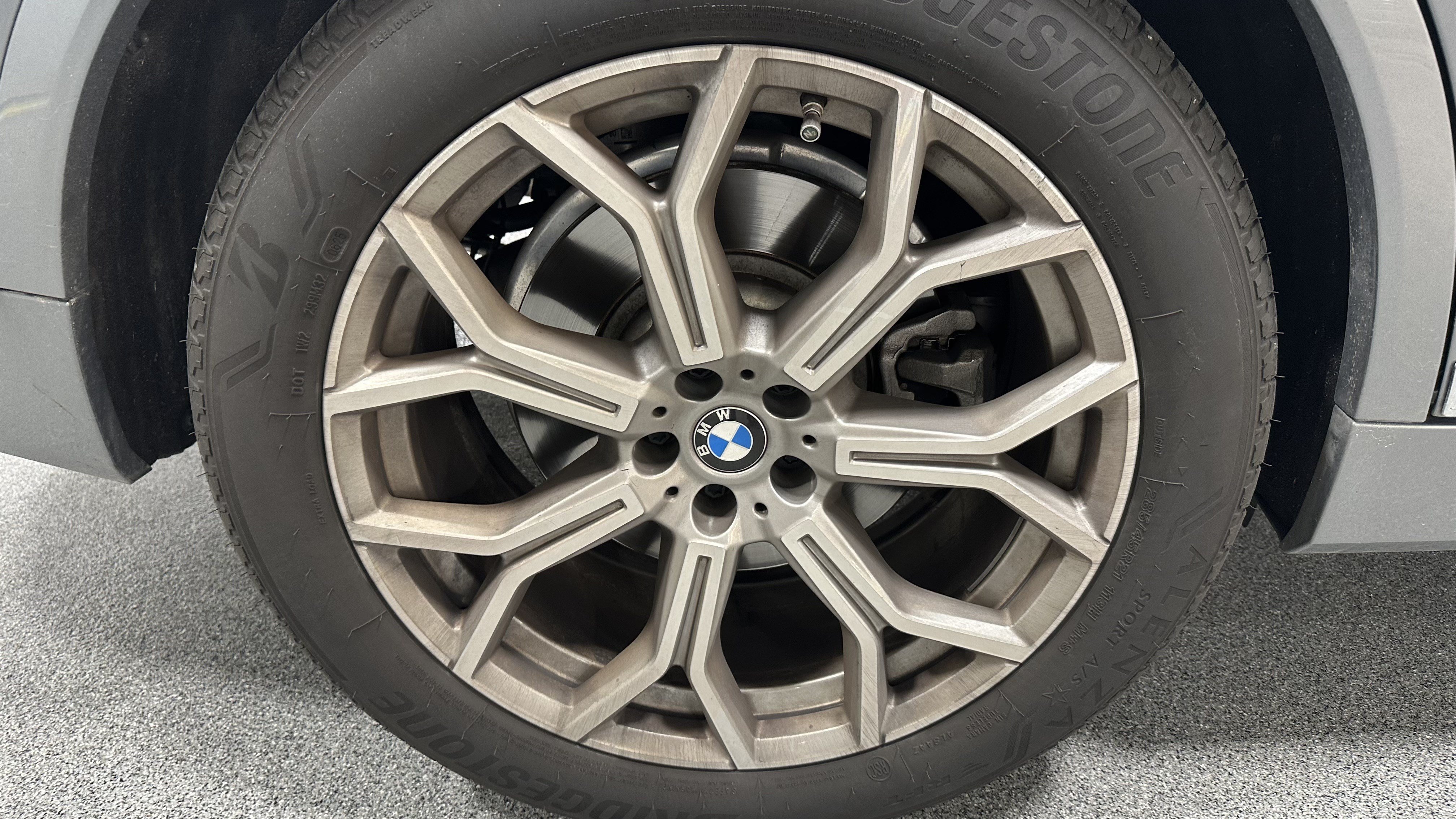 Certified 2024 BMW X7 xDrive40i w/ Premium Package AWD/4WD image 14
