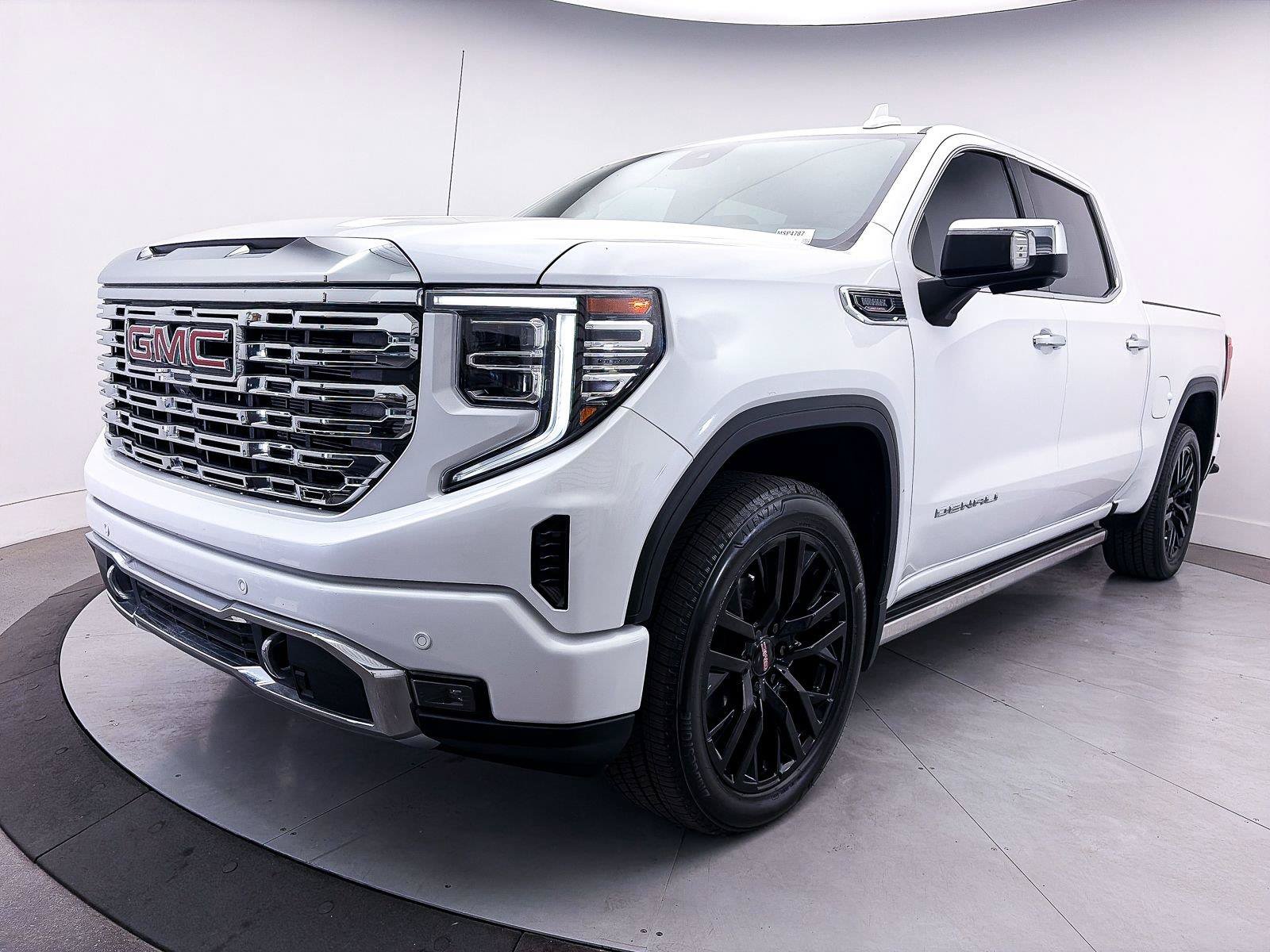 Used 2023 GMC Sierra 1500 Denali AWD/4WD image 16