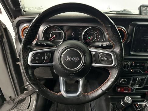 Used 2022 Jeep Gladiator Mojave w/ Cold Weather Group image 15