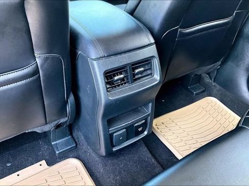 Used 2020 Ford Edge SEL FWD image 32