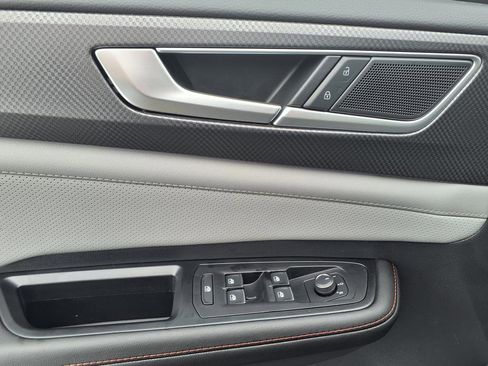 New 2026 Volkswagen Atlas Peak Edition image 13