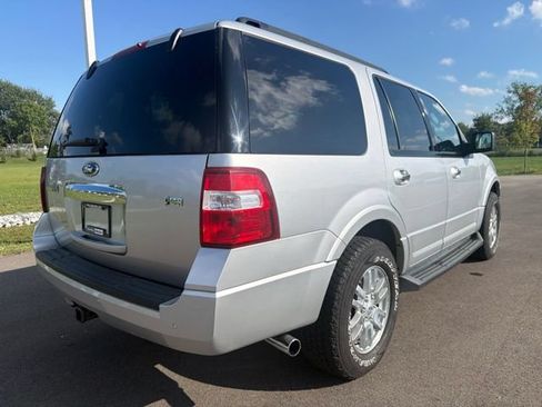 Used 2011 Ford Expedition XLT AWD/4WD image 7