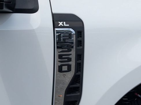 New 2026 Ford F350 XL AWD/4WD image 17