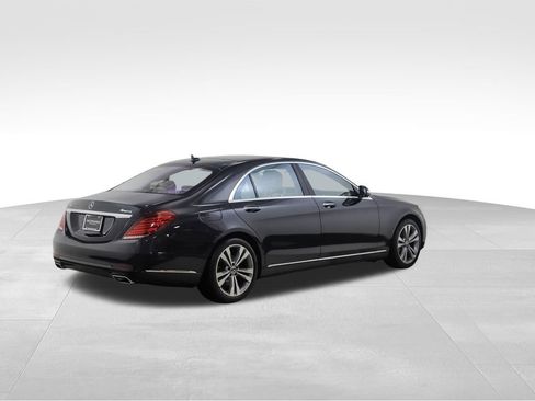 Used 2017 Mercedes-Benz S 550 4MATIC Sedan image 5