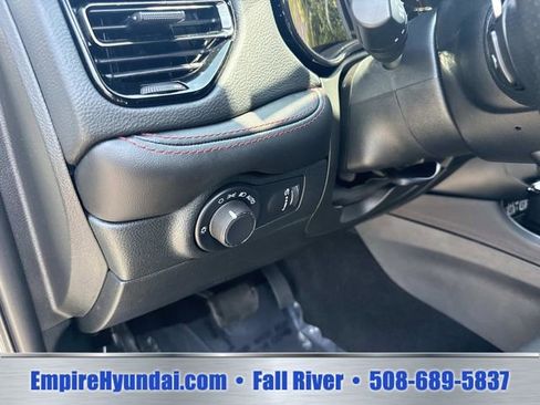 Used 2025 Dodge Durango GT AWD/4WD image 22