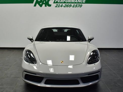 Used 2018 Porsche 718 Cayman S RWD image 3