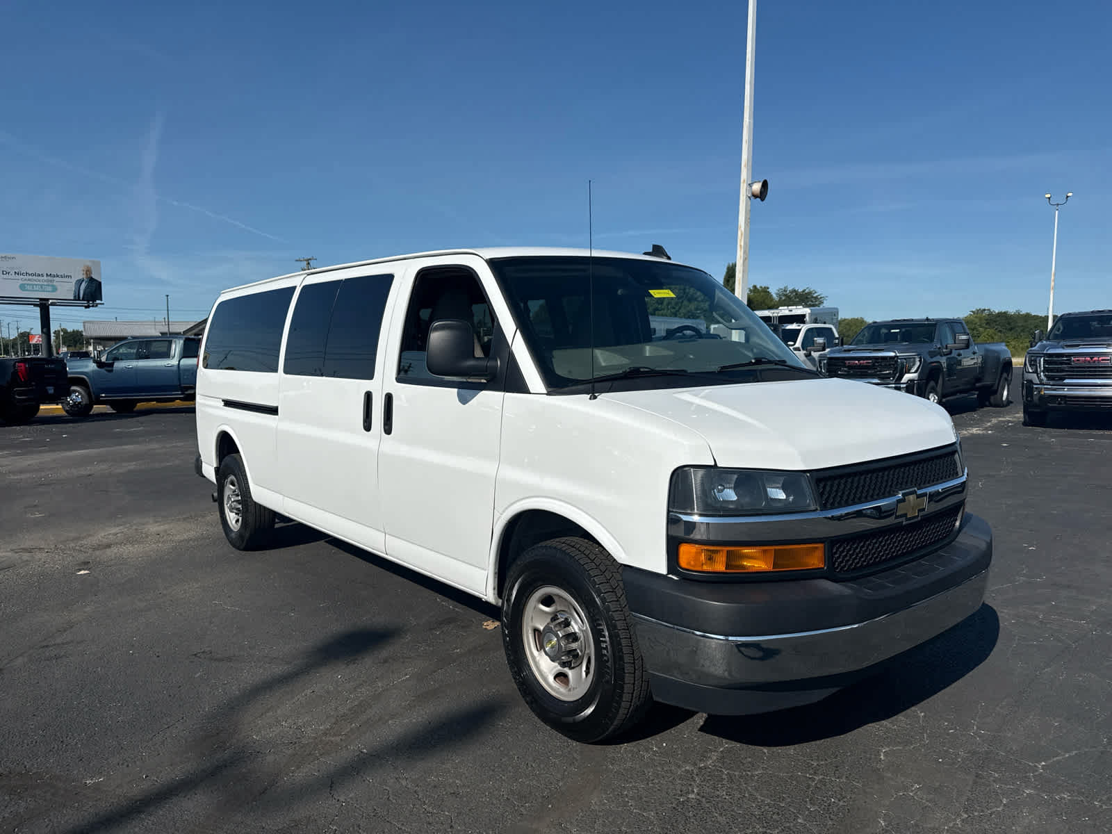Certified 2024 Chevrolet Express 3500 LT w/ LT Preferred Equipment Group RWD image 7