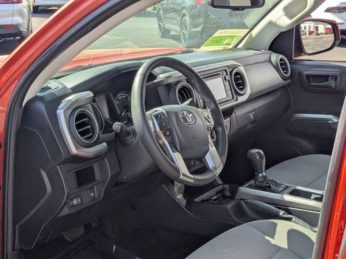 Used 2018 Toyota Tacoma SR5 image 2