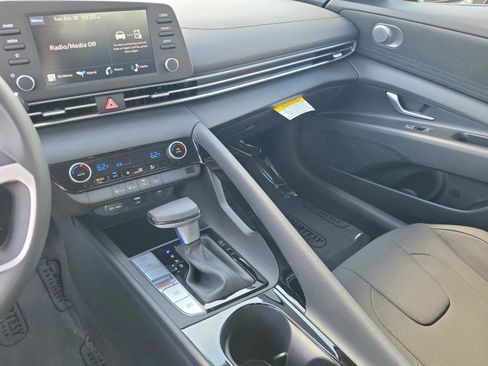 New 2026 Hyundai Elantra Blue image 8