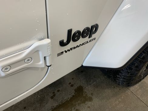 New 2025 Jeep Wrangler Sahara w/ Safety Group image 25