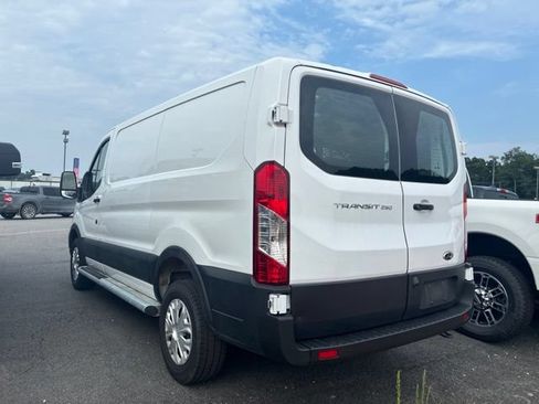 Used 2025 Ford Transit 250 Low Roof w/ Exterior Upgrade Package RWD image 3