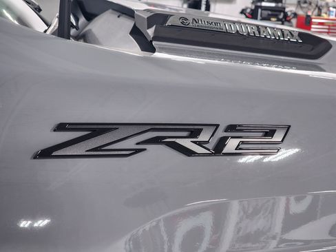 Used 2024 Chevrolet Silverado 2500 ZR2 w/ ZR2 Bison Edition image 15