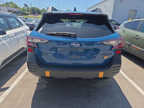 Certified 2024 Subaru Outback Wilderness AWD/4WD image 5