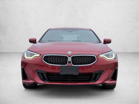 Used 2025 BMW 230i Coupe w/ Premium Package image 2