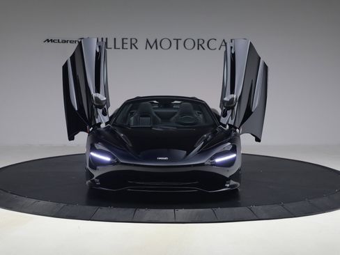 New 2026 McLaren 750S Spider RWD image 12