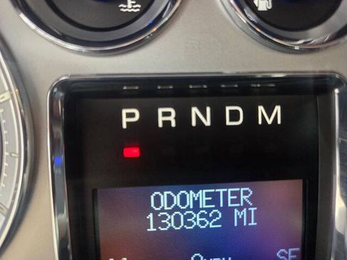 Used 2013 Cadillac Escalade Premium AWD/4WD image 24